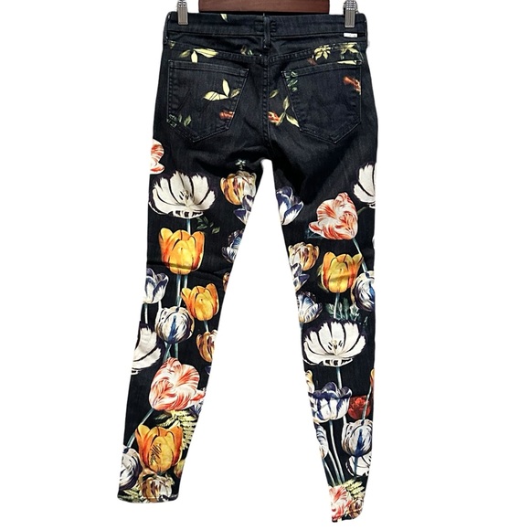 MOTHER Women Jeans 25 The Looker in He Kissed Me Between the Gardenias & Daisies - Picture 4 of 11